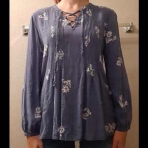 XS Old Navy Blue Lace-Up Floral Blouse
